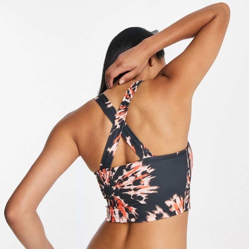 Nike | Women’s Nike Tie Dye Crop Top - Picture 2 of 8